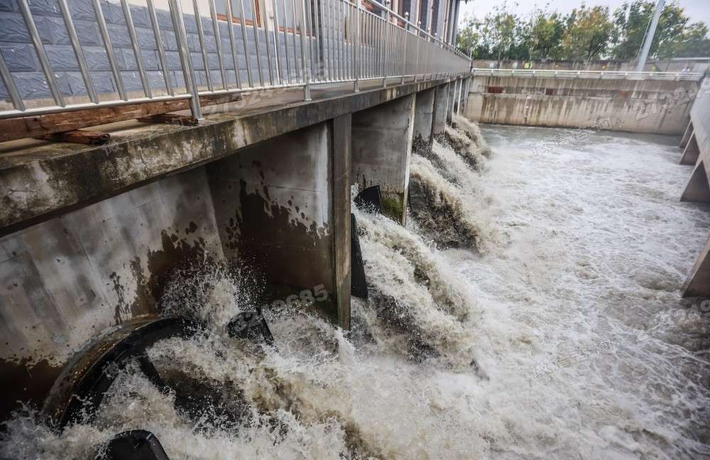 博野雨水排放拍门