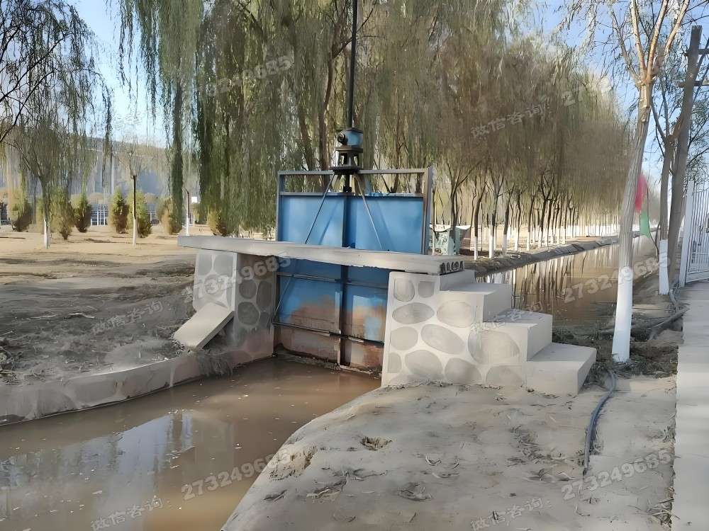 万安县小型景观渠道闸门