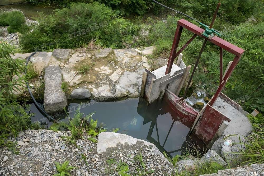 漳平小型机闸一体渠道闸门