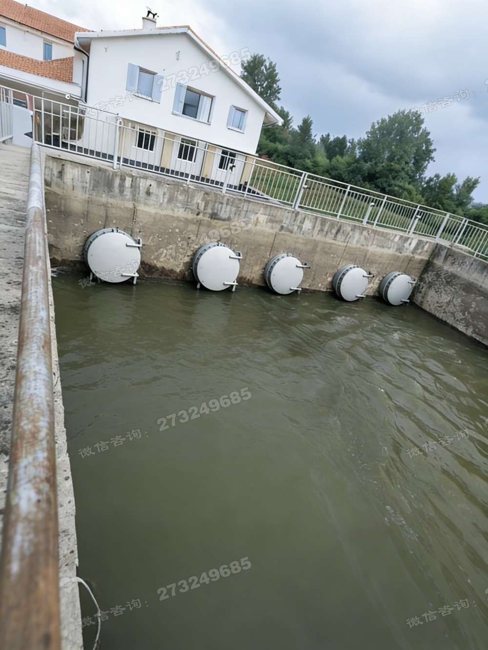 济宁多联白色铸铁拍门